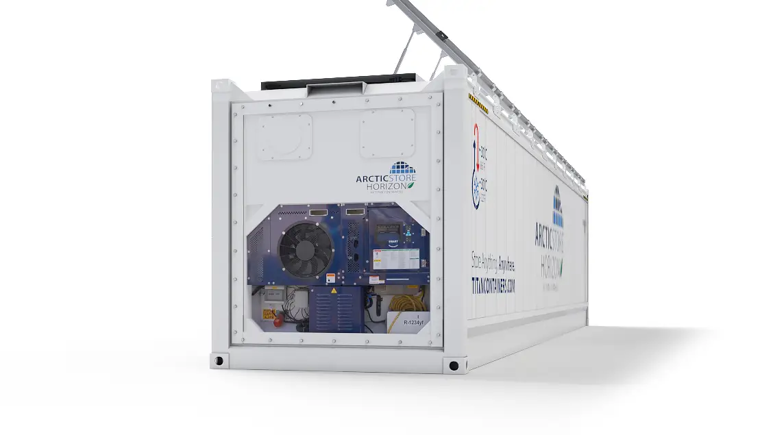 40ft ArcticStore Horizon backside with Solar Panels 45 degrees